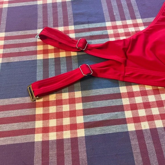 Red Triangle Bikini Top - Picture 3 of 9